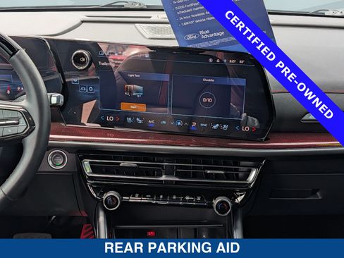 Used 2024 Chevrolet Traverse RS FWD image 21
