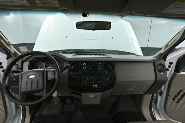 Used 2010 Ford F250 XL AWD/4WD image 17