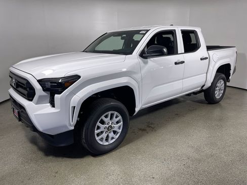 New 2026 Toyota Tacoma SR image 7