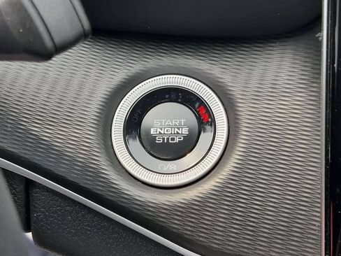 Certified 2024 Jeep Grand Cherokee Altitude AWD/4WD image 21
