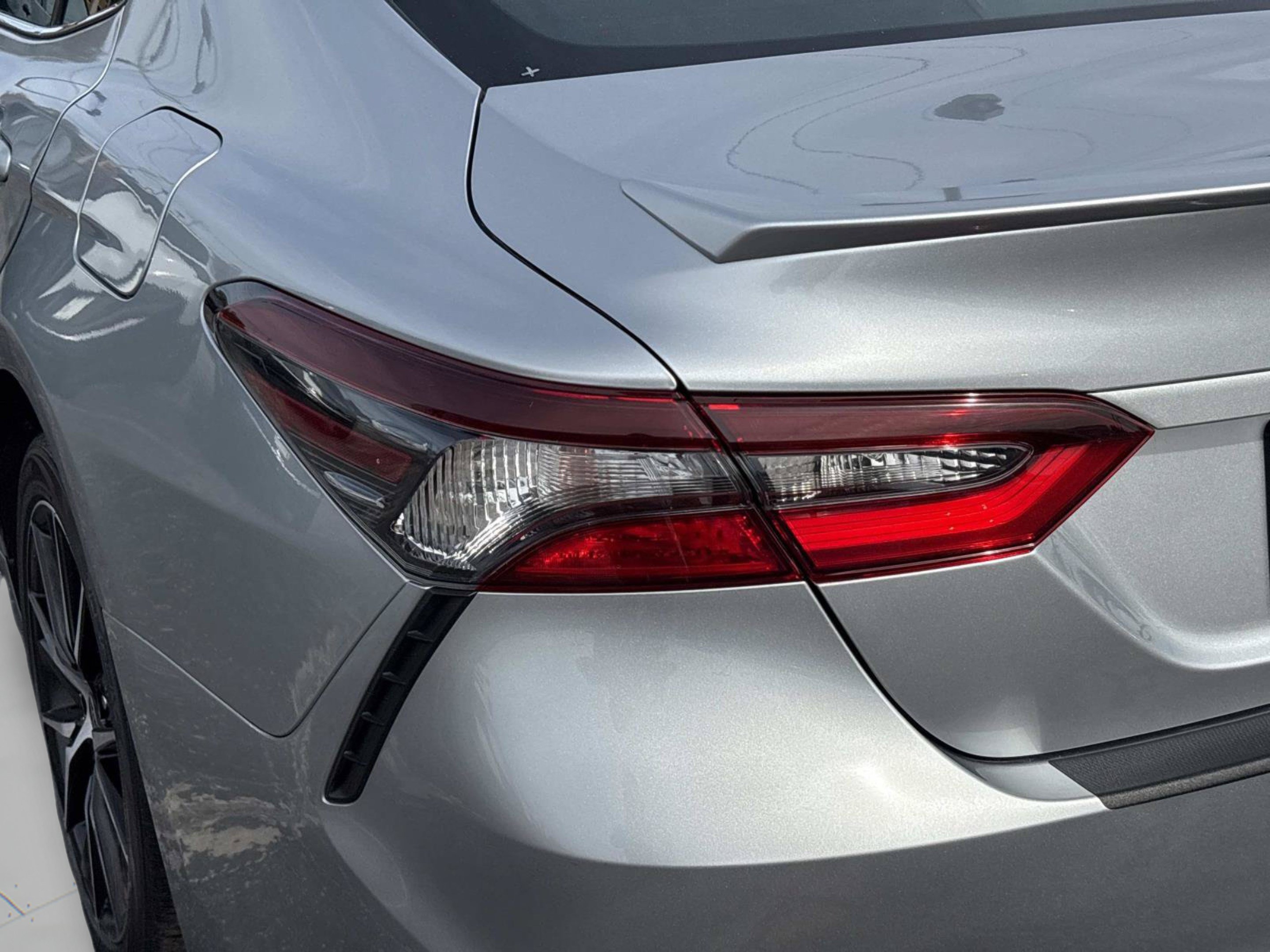 Used 2024 Toyota Camry SE w/ Cold Weather Package FWD image 11