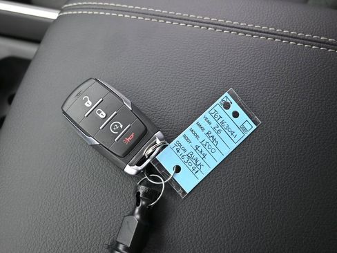 New 2026 RAM 1500 Express image 18