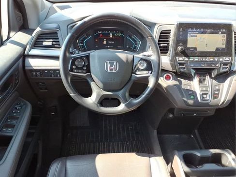 Used 2018 Honda Odyssey Touring image 6