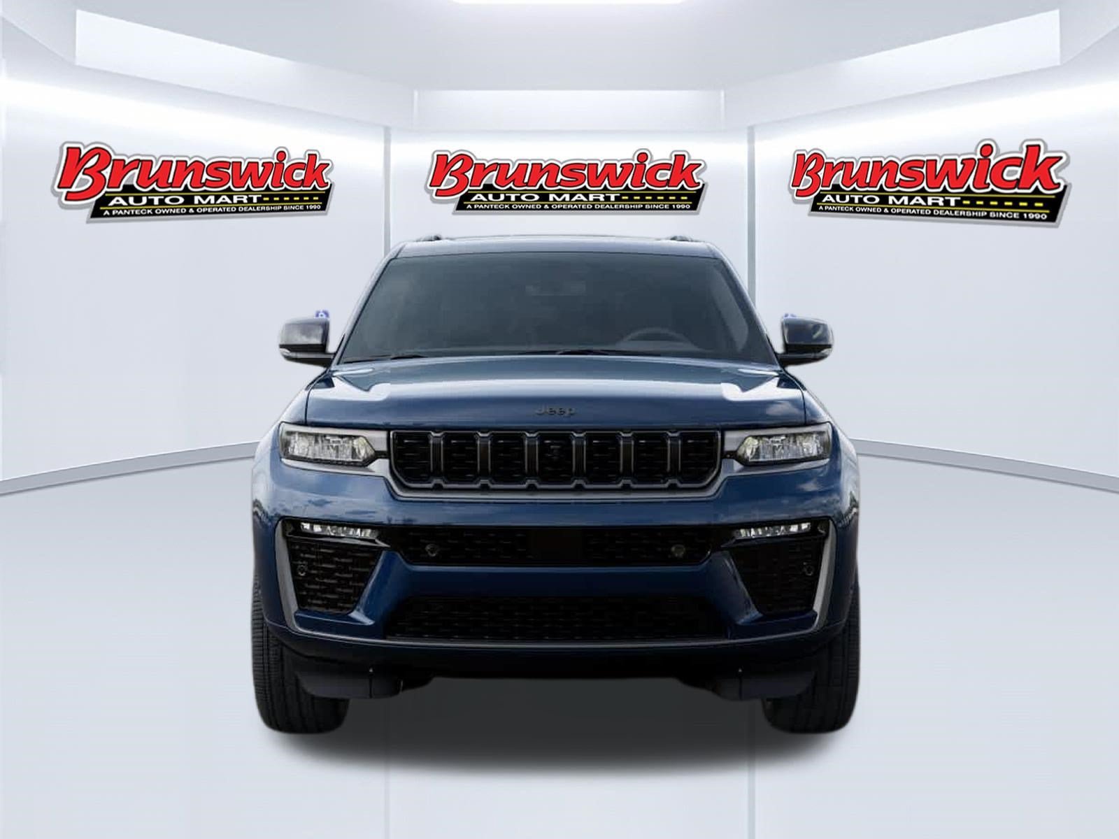 New 2027 Jeep Grand Cherokee Summit AWD/4WD image 6