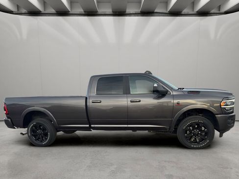 Used 2022 RAM 3500 Laramie w/ Night Edition image 6