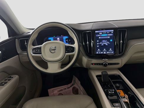 Certified 2024 Volvo XC60 B5 Plus w/ Protection Package Premier AWD/4WD image 23