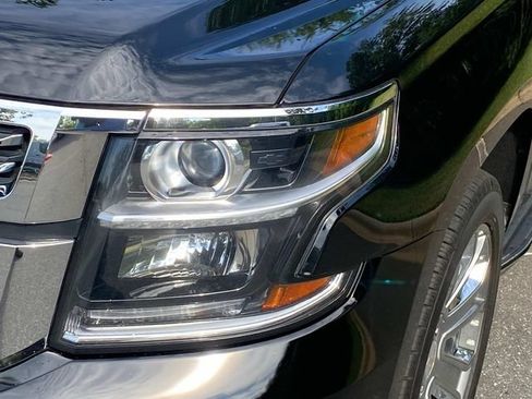 Used 2017 Chevrolet Tahoe Premier AWD/4WD image 5