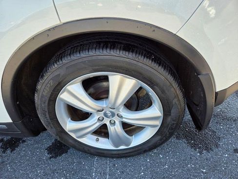 Used 2011 INFINITI FX35 AWD w/ Premium Pkg image 26