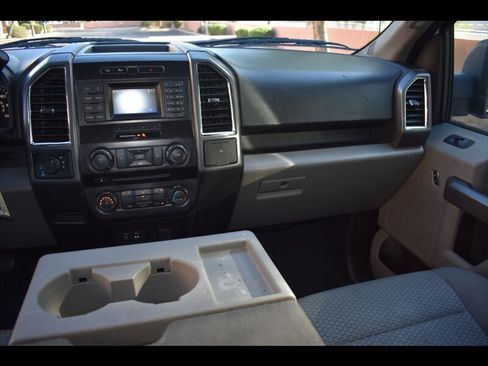 Used 2015 Ford F150 XLT w/ Equipment Group 301A Mid AWD/4WD image 31