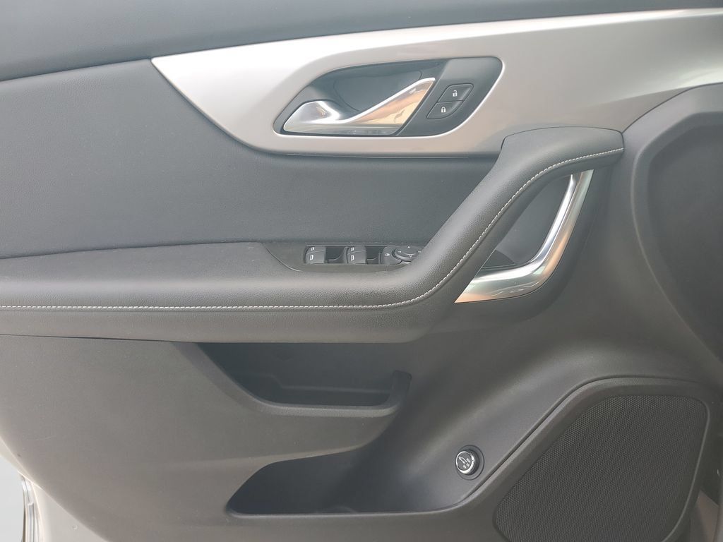 Used 2023 Chevrolet Blazer LT w/ Convenience Package FWD image 21