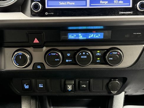 Used 2021 Toyota Tacoma SR5 w/ Technology Package image 19