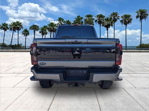 Used 2024 Ford F350 Platinum w/ FX4 Off-Road Package image 3