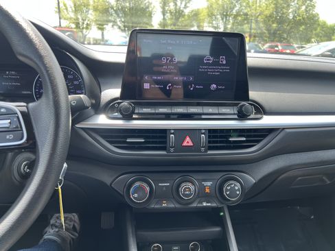 Used 2023 Kia Forte LXS FWD image 19