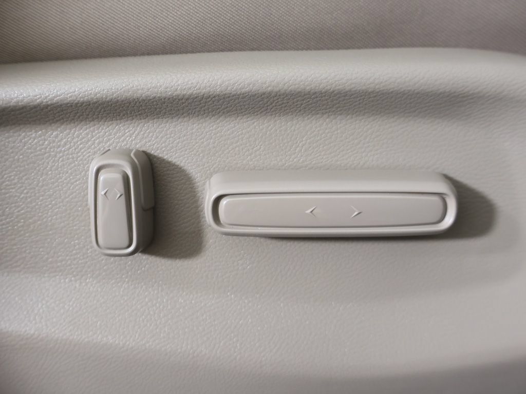Used 2022 Honda Odyssey EX image 32