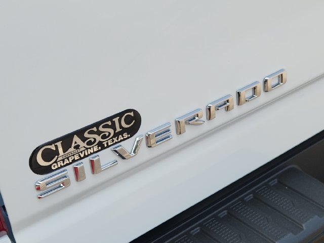 New 2026 Chevrolet Silverado 2500 Custom w/ Custom Value Package AWD/4WD image 9