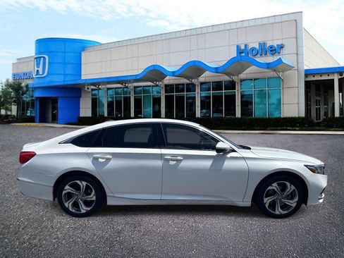 Certified 2019 Honda Accord EX-L image 2