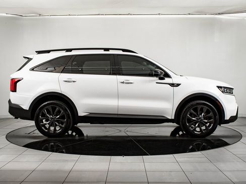 Used 2021 Kia Sorento SX Prestige image 11