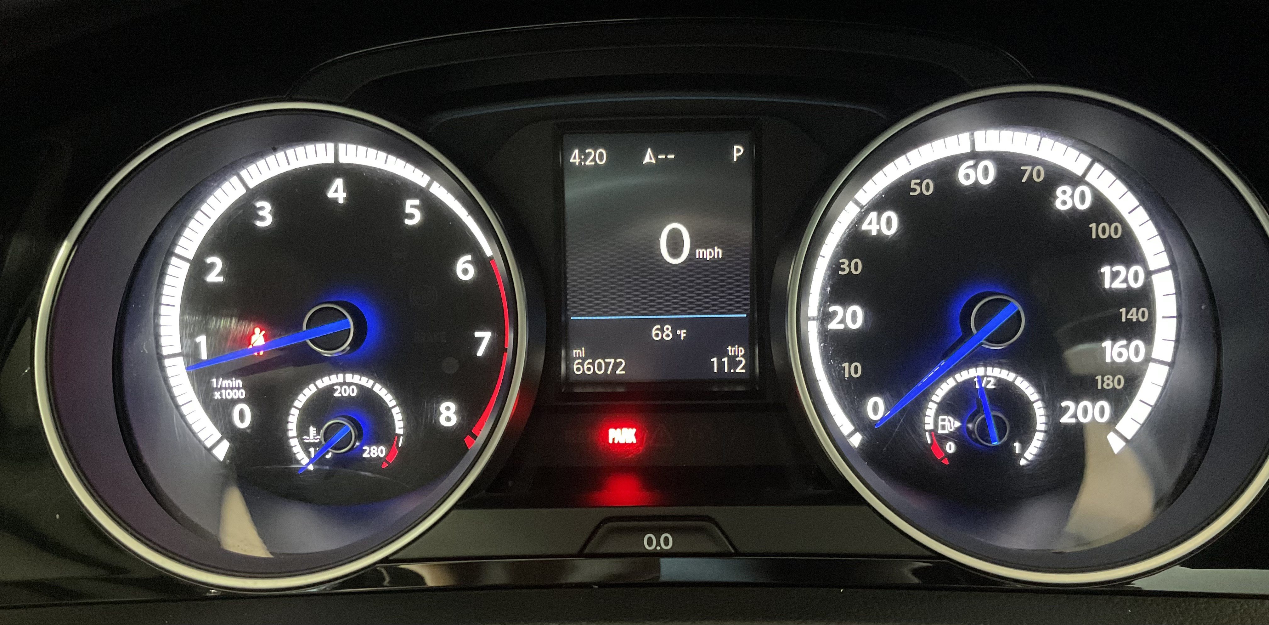 Used 2017 Volkswagen Golf R 4-Door AWD/4WD image 11