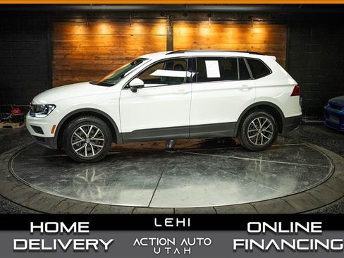 Used 2019 Volkswagen Tiguan SE image 1