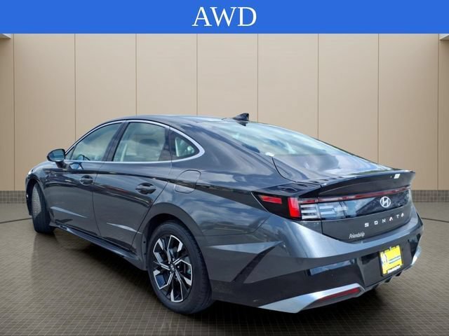 Used 2025 Hyundai Sonata SEL AWD/4WD image 12