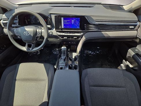 Used 2025 Toyota Camry LE FWD image 16