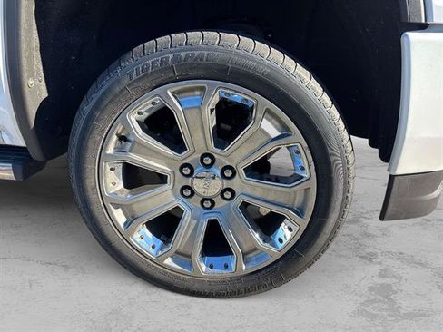 Used 2017 GMC Sierra 1500 Denali w/ Denali Ultimate Package image 30