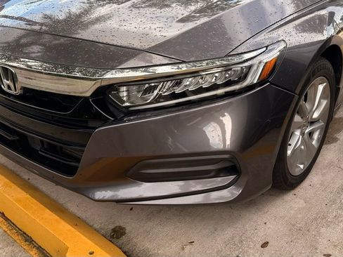 Used 2020 Honda Accord LX image 5