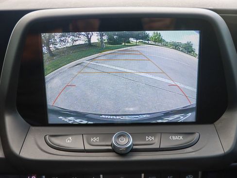 Used 2018 Chevrolet Camaro SS image 33