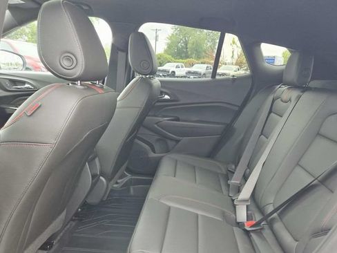 New 2026 Chevrolet Trax RS w/ Sunroof Package FWD image 10