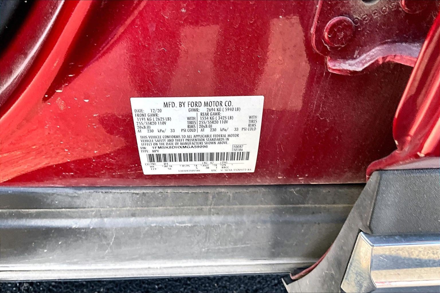 Used 2021 Ford Explorer XLT w/ Equipment Group 202A AWD/4WD image 5