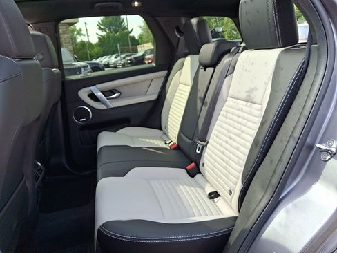 Certified 2026 Land Rover Discovery Sport Landmark AWD/4WD image 20