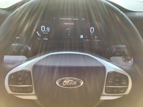 New 2026 Ford Explorer Active w/ Active Comfort Package image 18