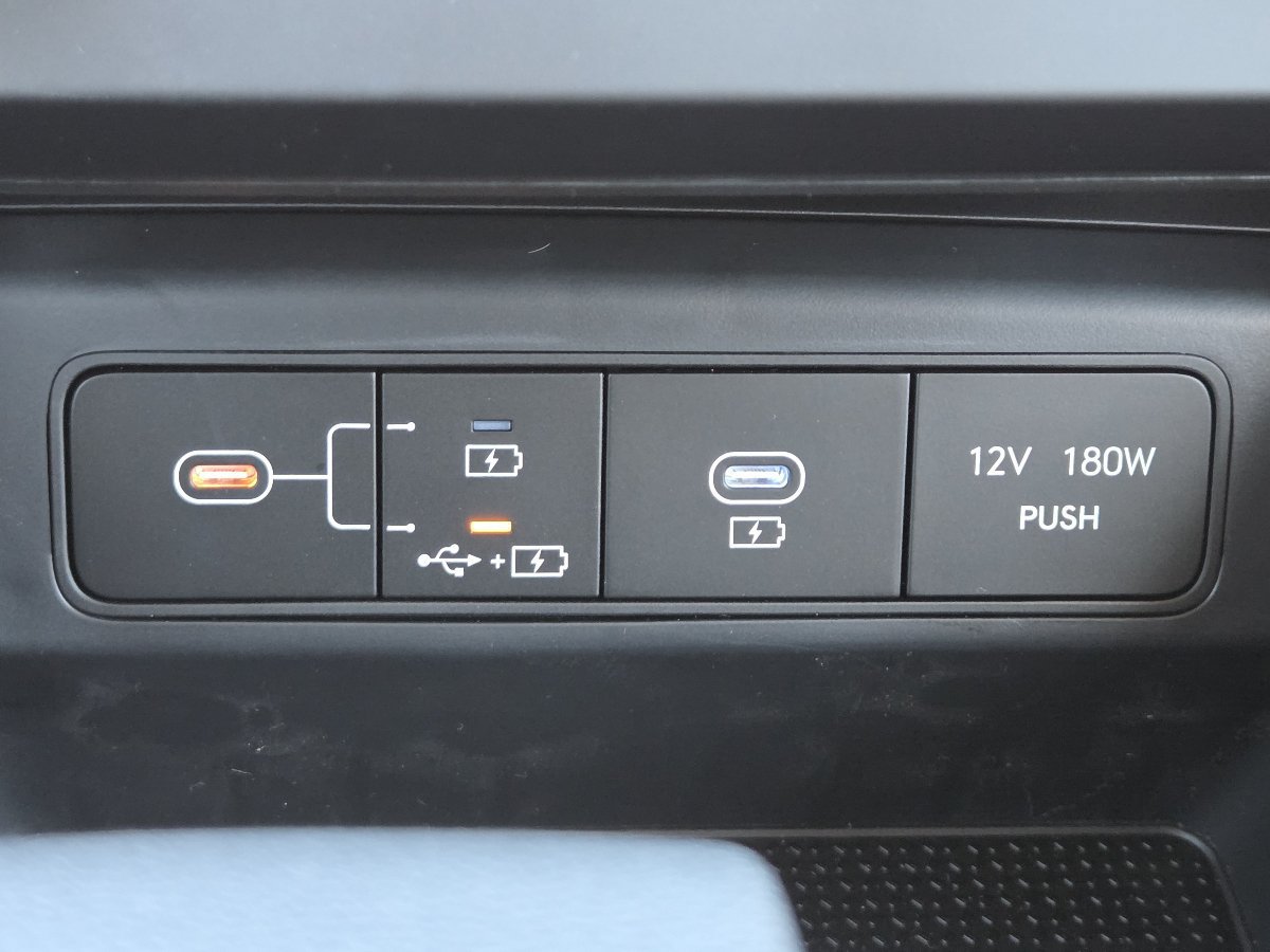 New 2026 Hyundai Tucson SE AWD/4WD image 9