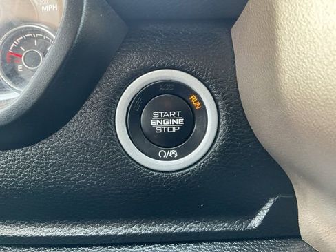 Used 2022 RAM 1500 Laramie AWD/4WD image 15