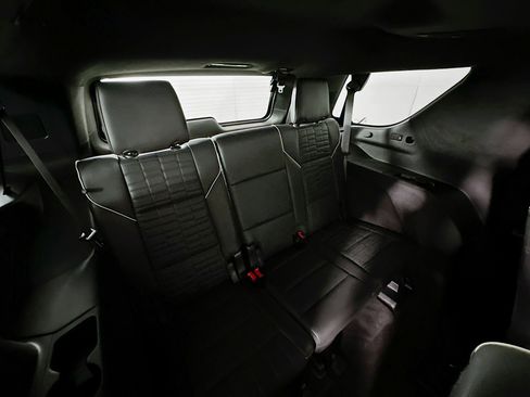 Used 2023 Cadillac Escalade Sport Platinum image 29