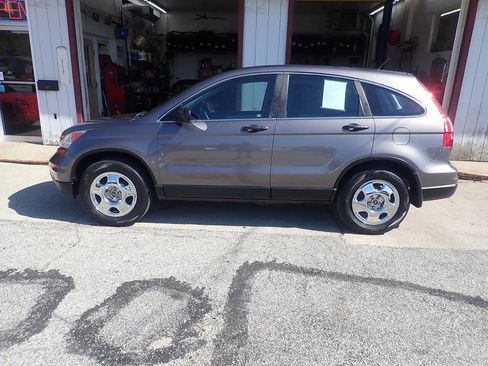 Used 2011 Honda CR-V LX image 15