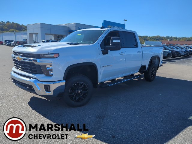 Used 2025 Chevrolet Silverado 2500 LT w/ Convenience Package AWD/4WD image 1