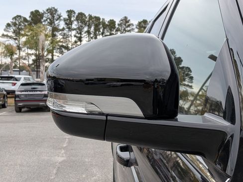 New 2026 Lincoln Navigator L Black Label AWD/4WD image 11