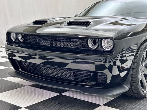Used 2023 Dodge Challenger SRT Hellcat image 5
