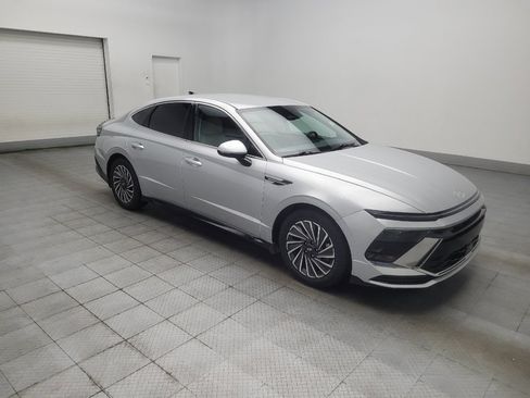 Used 2025 Hyundai Sonata SEL FWD image 11