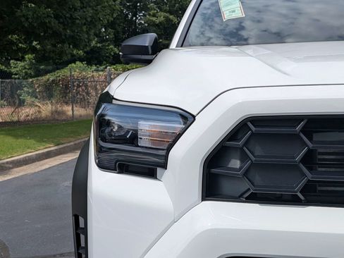New 2026 Toyota 4Runner TRD Off-Road Premium AWD/4WD image 13