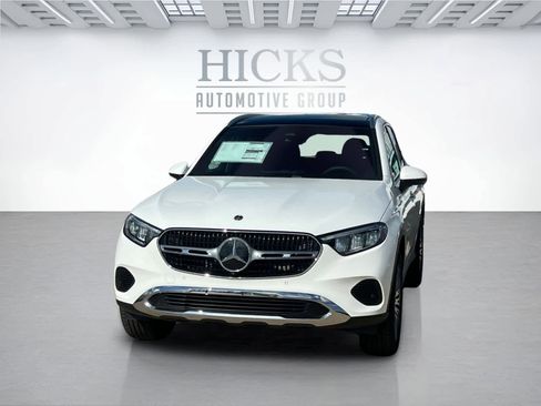 Used 2026 Mercedes-Benz GLC 300 image 2