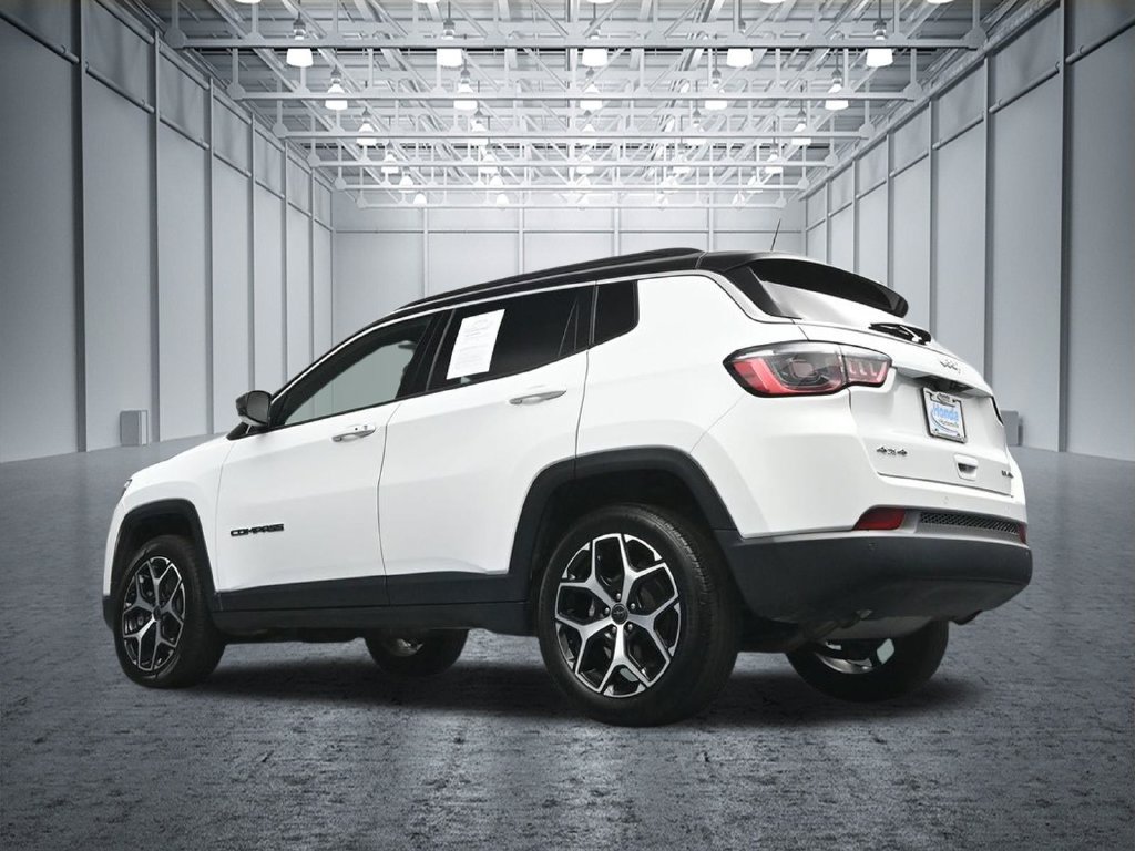 Used 2025 Jeep Compass Limited AWD/4WD image 29