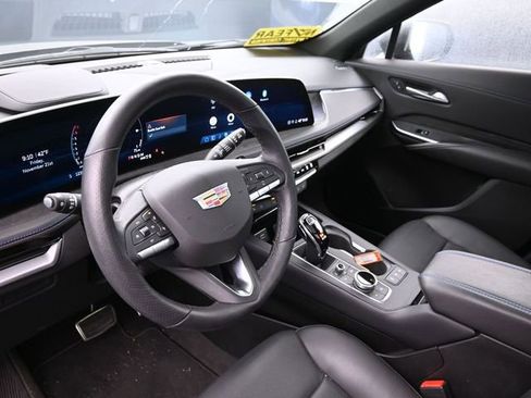 Used 2024 Cadillac XT4 Sport image 21