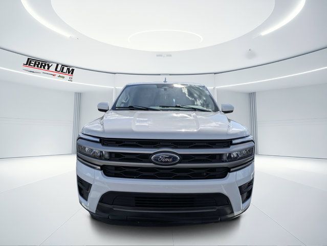 Used 2024 Ford Expedition XLT AWD/4WD image 8