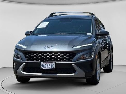 Used 2022 Hyundai Kona SEL AWD/4WD image 6