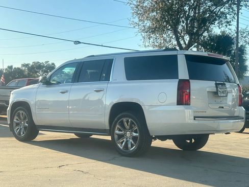 Used 2016 Chevrolet Suburban LTZ image 2