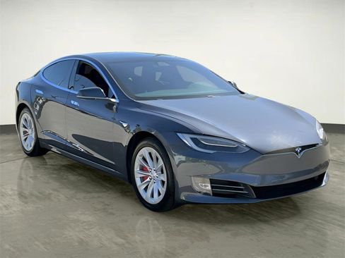 Used 2018 Tesla Model S 75D image 14
