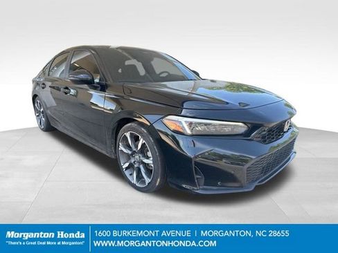 Used 2025 Honda Civic Sport Touring image 1