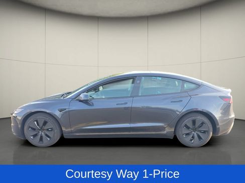 Used 2026 Tesla Model 3 RWD image 5